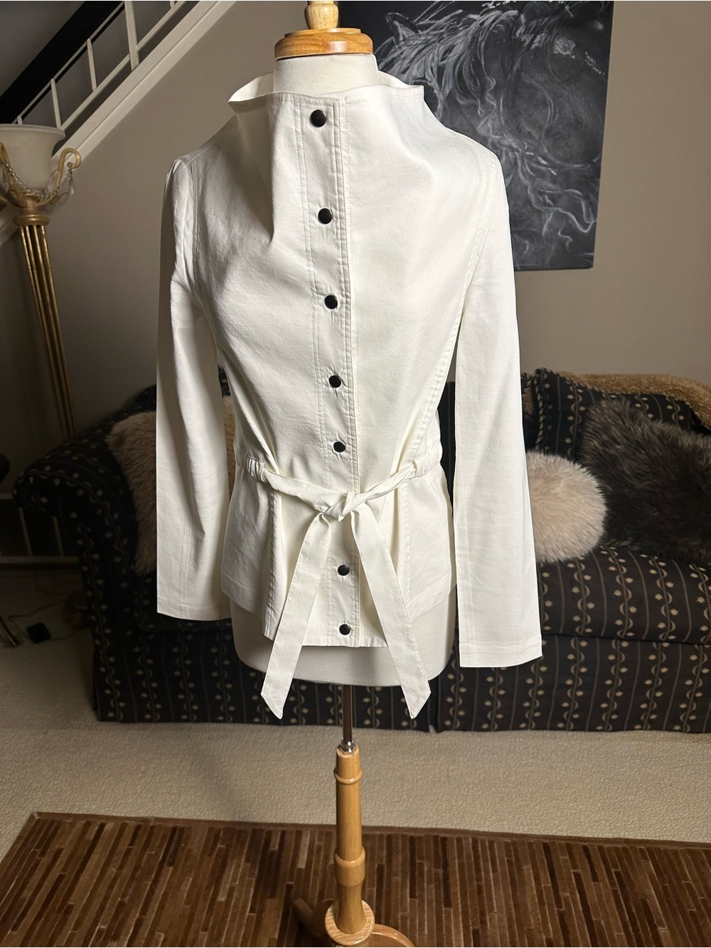 Sarah Pacini White Stretch Linen Blend
High Neck Tie Waist Jack Size 1 Italy
